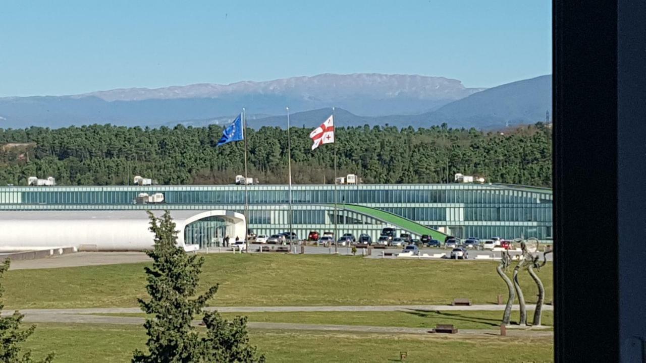 Check In Imereti Кутаиси Экстерьер фото